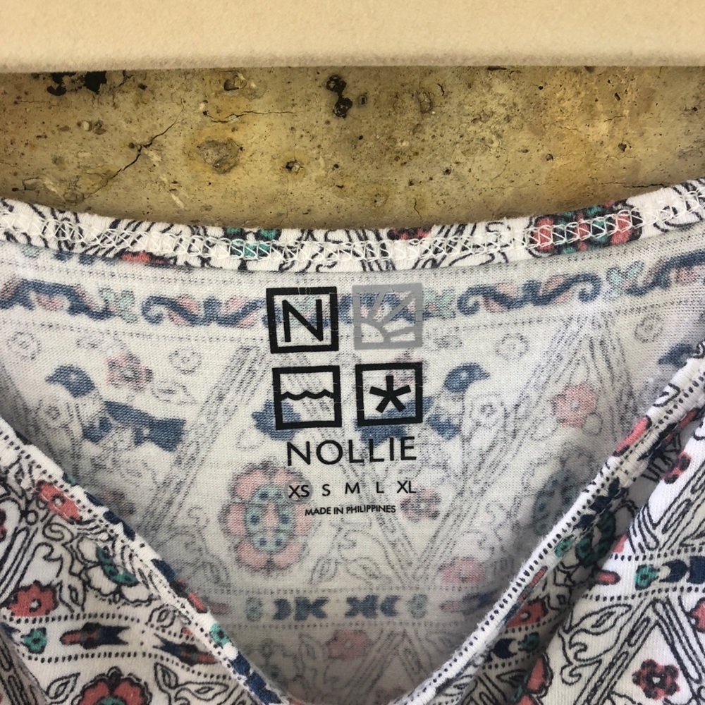 patterned tank! - Picture 5 of 5